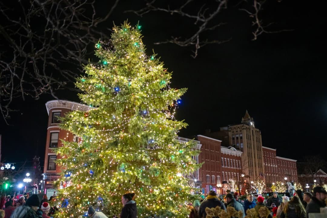 Tree Lighting at Downtown Rutland