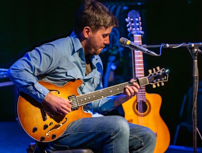 Lyle Brewer in Concert at Artistree Community Arts Center